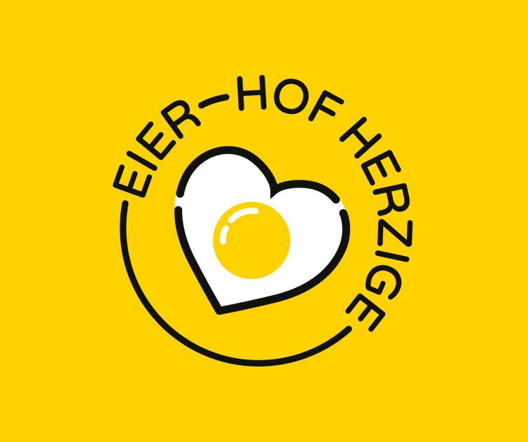 Das Logo Hof Herzige Eier wurde im flat design erstellt.