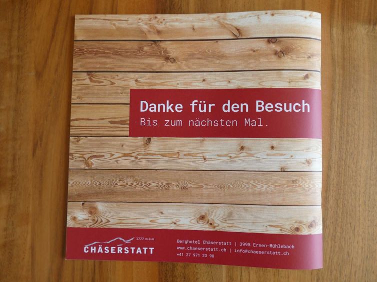 Broschüre "Speisekarte", Berghotel Chäserstatt, Ernen-Mühlebach, Produkte, Broschüren, Broschur, Prospekt, geheftete Broschüre, Heftli drucken, Broschüre drucken, Folder, hochwertige Broschüren, Broschüren auf spezielles Papier, hochwertige Broschüren, Offsetdruck, Digitaldruck, Schlitzen, Stanzen, Wallimann Druck und Verlag AG, Beromünster Druckerei, Luzern, Sursee, Michelsamt