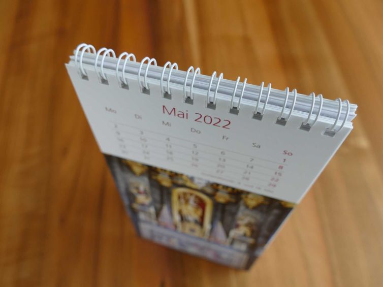 Tischkalender, das perfekte Kundengeschenk, hergestellt von der Wallimann Druck und Verlag AG, Kalender, Postkartenkalender